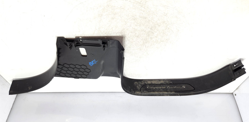 ✅ 11-18 OEM Porsche Cayenne Turbo 958 Rear Left Door Sill Scuff Plate Trim