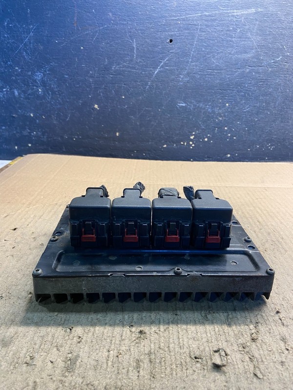 2003 Chrysler Sebring 2.4 Engine Computer Module ECM ECU PCM Z2114 DG