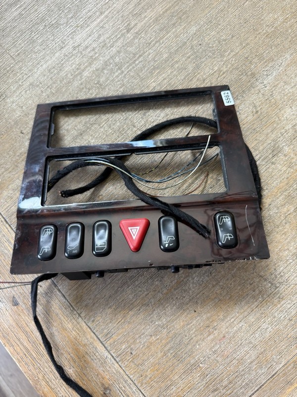 98-02 Mercedes-Benz E430 Hazard Door Lock Switch Control Panel 210-820-01-51 OEM