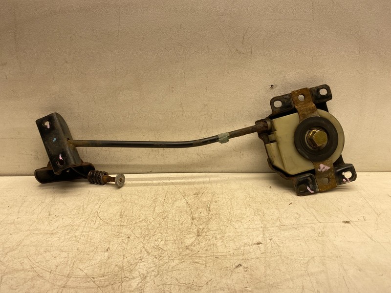 2004-2007 TOYOTA HIGHLANDER SPARE TIRE WHEEL CARRIER WINCH HOIST HANGER