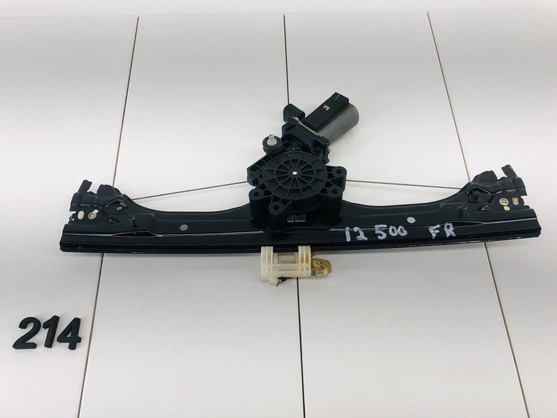 12-19 FIAT 500 FRONT RIGHT PASSENGER SIDE DOOR WINDOW REGULATOR W/ MOTOR OEM