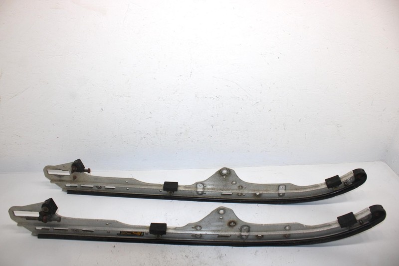 07 Ski-doo Mxz 800 Blizzard Ho Power Tek Oem 121 Runner Pair 503191224 SS5
