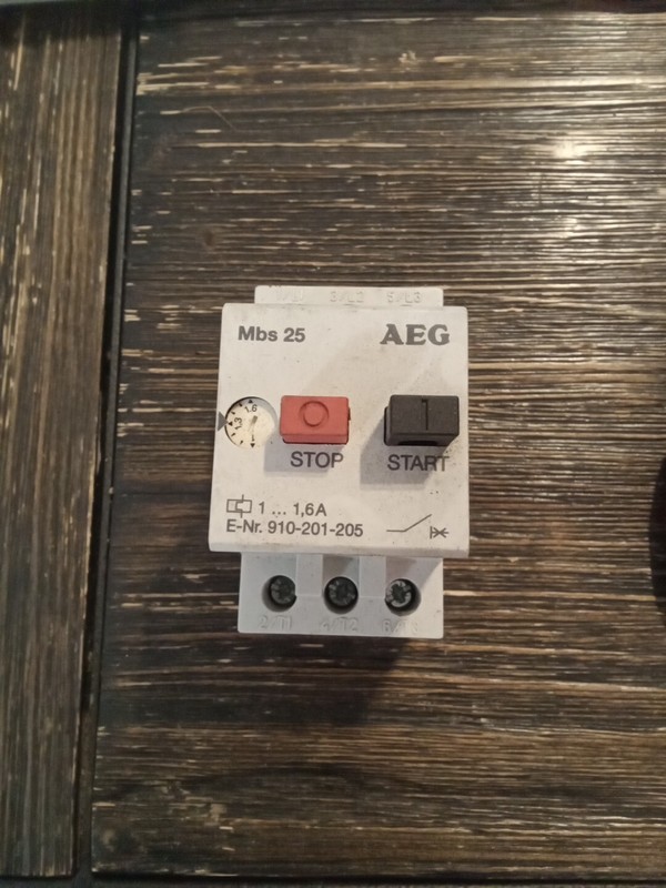 AEG 910- 201-205 Mbs 25Motor Starter Circuit Protector