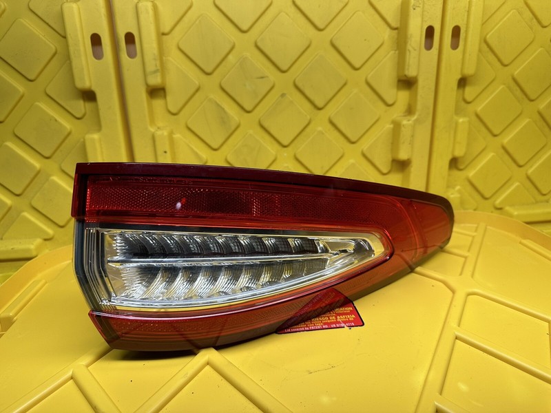 2013-2016 Ford Fusion Driver Left LH Side Tail Light Taillight OEM DS73-13405-AM