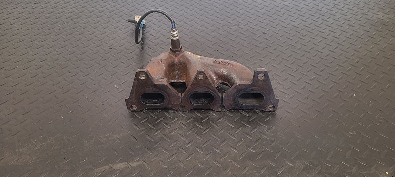 08-17 Buick Enclave Left Driver Exhaust Manifold OEM 12571100