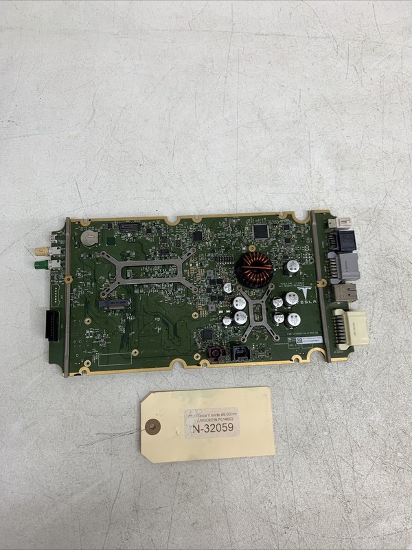 2020 TESLA Model 3 RWD Intel Computer MCU Board 1755000-00-B 32059 U1