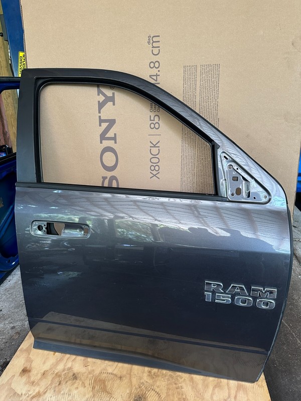✅ 2009-2022 RAM 1500 class FRONT RIGHT PASSENGER SIDE DOOR SHELL PANEL OEM Gray