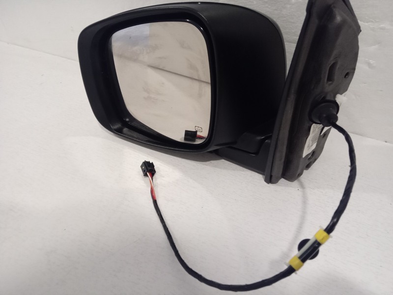 2016 Chrysler Town & Country, Dodge Grand Caravan LH Mirror Assy OEM 1AB731BUAJ
