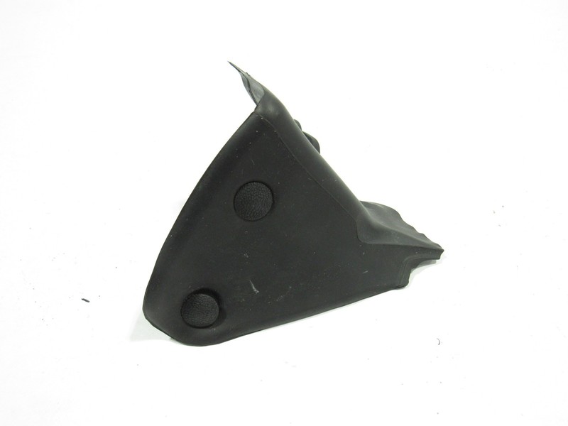 14-18 Aston Martin Vanquish 2014 Front Right Door Corner Trim Cover Seal |:Y