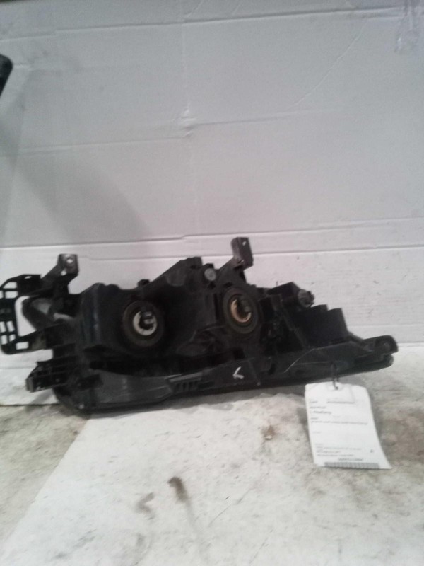 2016 Honda Pilot Left Headlight Assembly - Used, White, 145K Miles