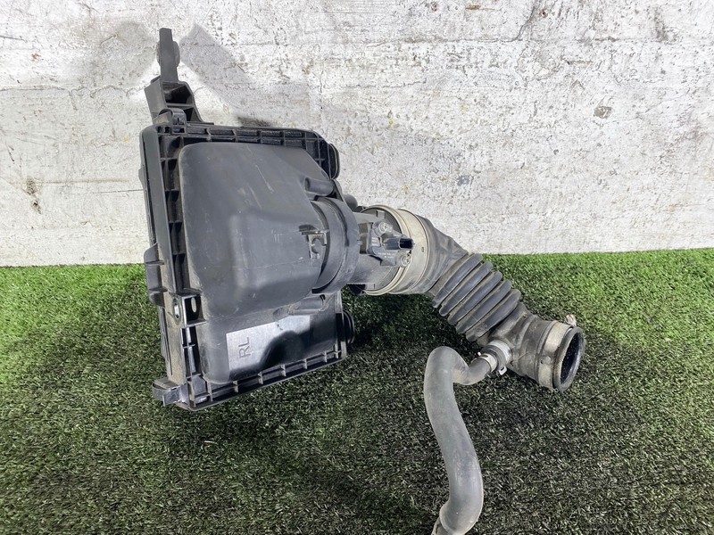 16-23 INFINITI Q50 Q60 ENGINE RIGHT PASS SIDE AIR CLEANER FILTER BOX W/ DUCT OEM