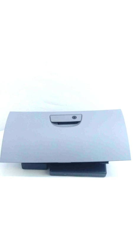 2006 dodge charger 2.7l v6 glove box oem 1054230