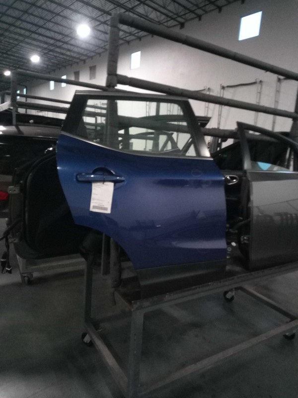 2019 Nissan Rogue Sport Rear Right Door Blue OEM Used 85000 Miles NJ25-28032