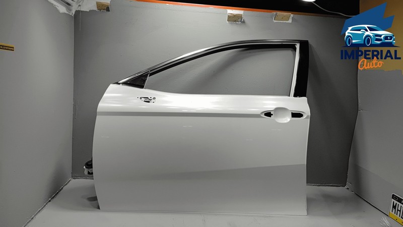 2018-2024 TOYOTA CAMRY FRONT LEFT DRIVER SIDE DOOR SHELL WHITE 089 OEM