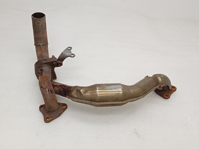 4 RUNNER2000 Exhaust Crossover Pipe 74148
