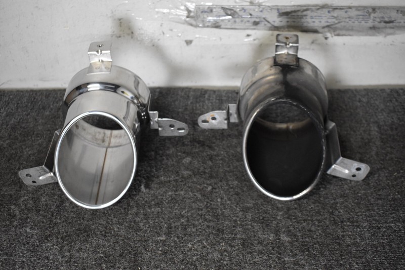 Alfa Romeo68347822AA - Left and RightExhaust Tail Pipe Tip