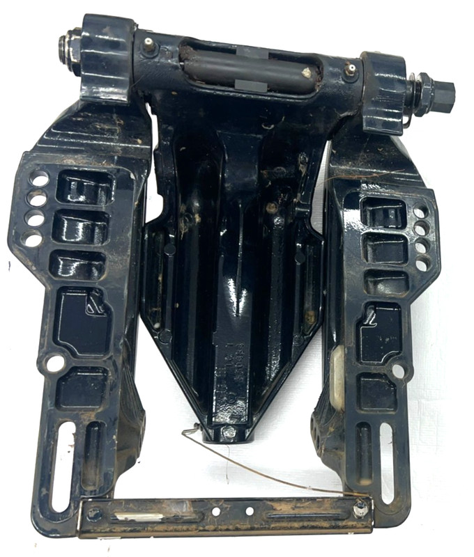 350484 5005161 Evinrude 2004 & UP ETEC Swivel Bracket & Arm 40 50 60 HP 2 Cyl