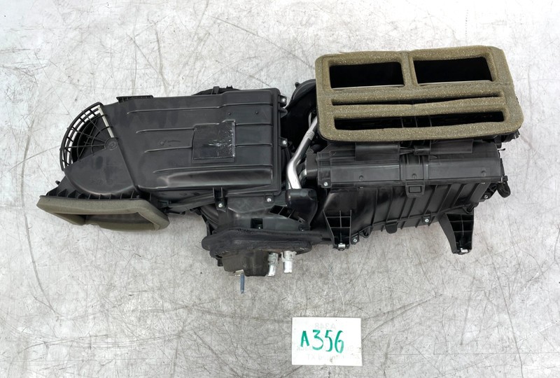 ✅ 18-23 OEM Ford Mustang GT Evaporator Housing HVAC Blower Motor Assembly 7k