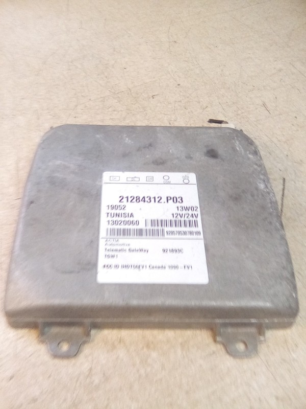 Volvo VNL 21284312.P03 Telematic Gateway Module 12V/24V