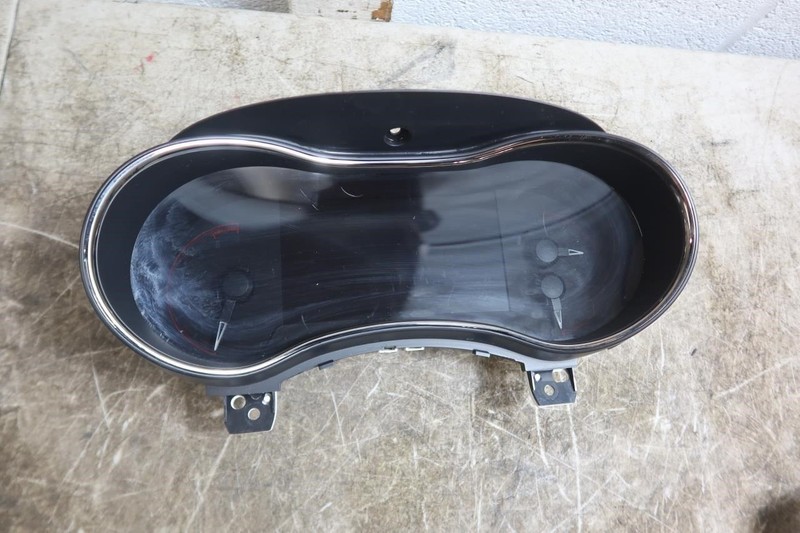 2019 Dodge Durango OEM Instrument Panel Cluster 68402439