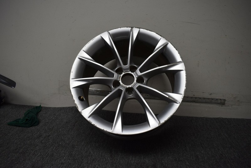 AUDI A5 S5 2013 WHEEL RIM 8.5X18 FACTORY OEM 8T0601025CA