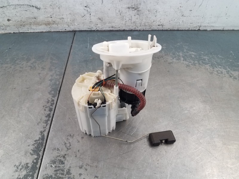 2012 Audi S4 Quattro B8 Fuel Pump / Sending Unit #1947 V6