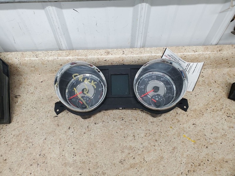 Speedometer Cluster 120 MPH Fits 15-16 TOWN & COUNTRY 307394