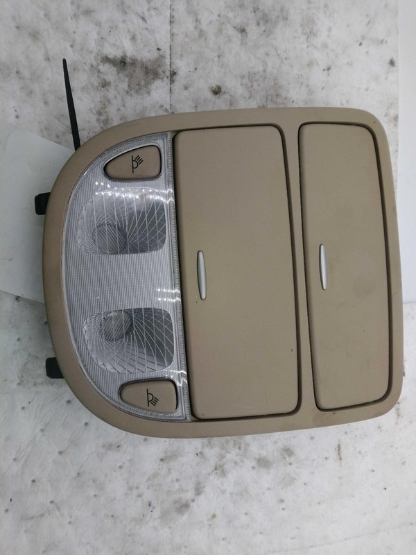 Used Front Upper Center Console fits: 2008 Hyundai Santa fe roof w/o sunroof Fro