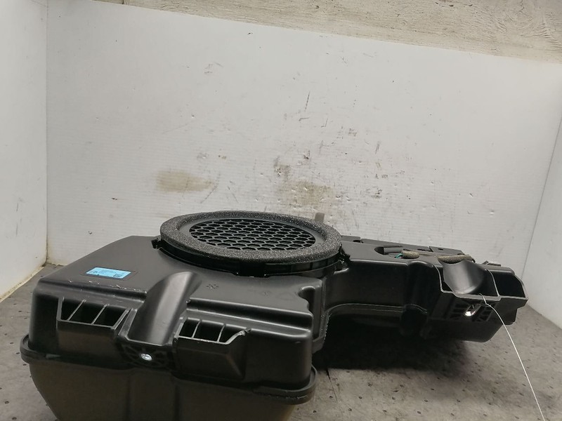 Subwoofer Speaker Assembly 2018 Alfa Romeo Stelvio 50548545