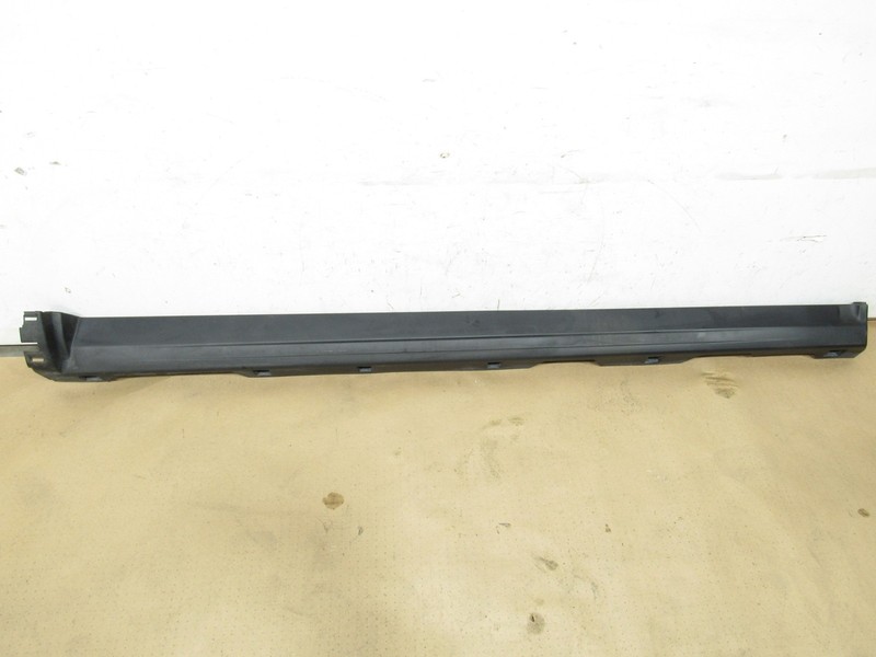 15-19 Land Rover Discovery Sport 2018 Front Left Driver Skirt Rocker Panel |