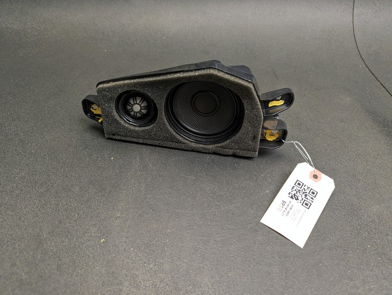 Rear Left D Pillar Speaker 2018 BMW X6 65139354324 2015 2016 2017 2019