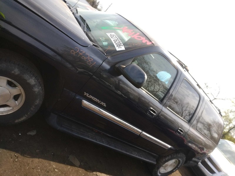 GMC Yukon XL 1500 2004 Right Front Door BLUE 582342 4760