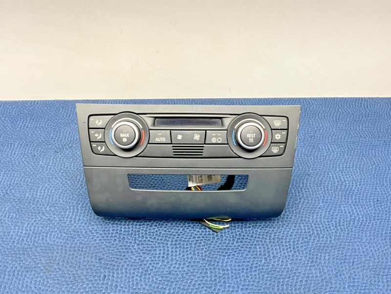 08–10 BMW E90 E92 3-Series 1-Series HVAC AC Heat Climate Control Unit Panel OEM