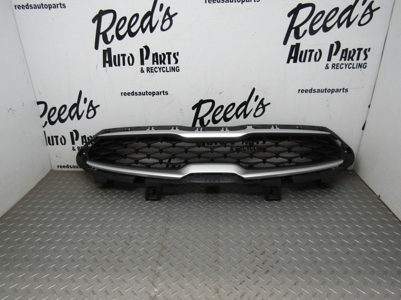 2019 2020 KIA FORTE FRONT UPPER GRILLE OEM