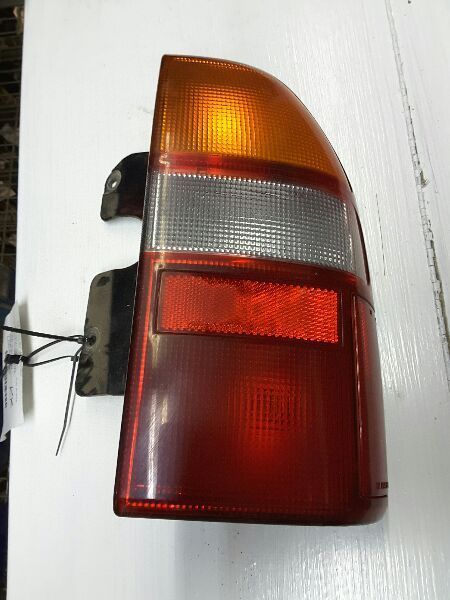 99 00 01 02 03 SUZUKI VITARA R. TAIL LIGHT XL-7 16286