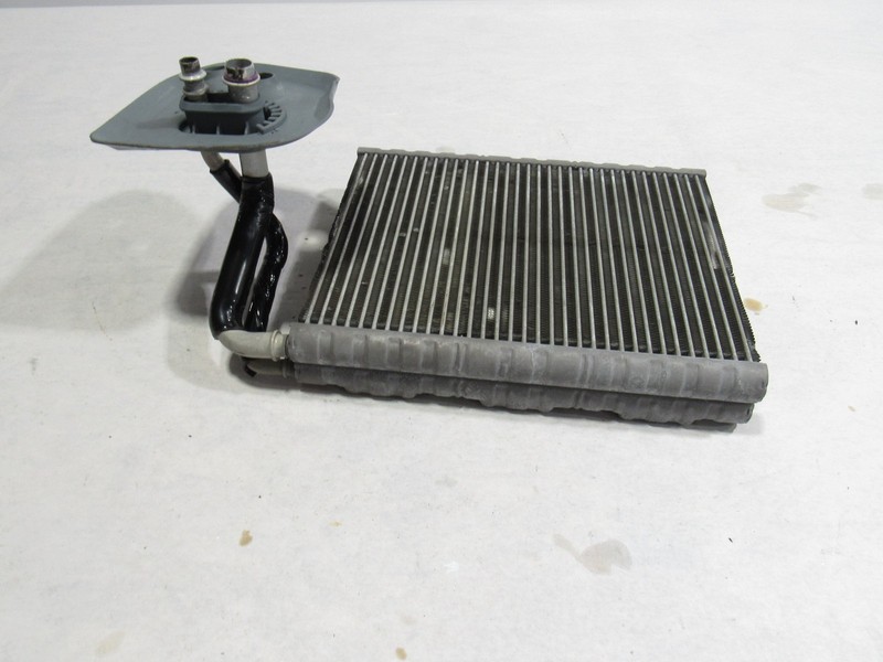 20-24 BMW M8 F93 2022 AC A/C Evaporator Core ;:O