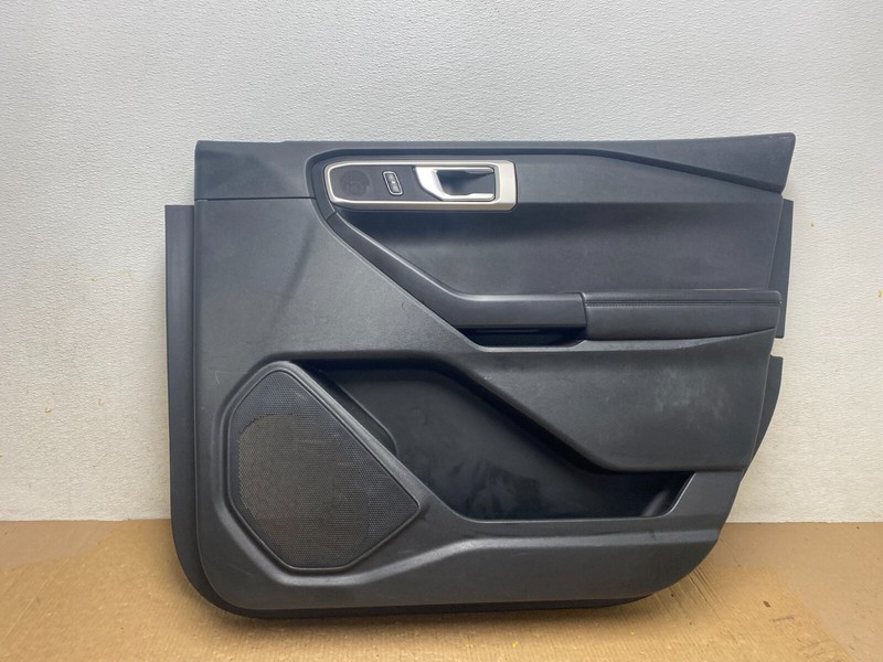2020 to 2023 Ford Explorer Interceptor Front Right Side Door Panel OEM G1778