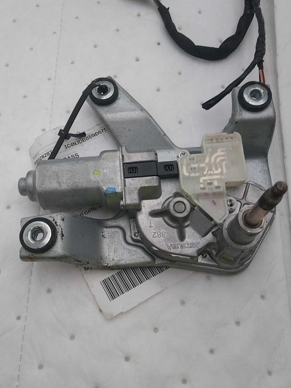 Used Back Glass Wiper Motor fits: 2016 Jeep CompassGrade A