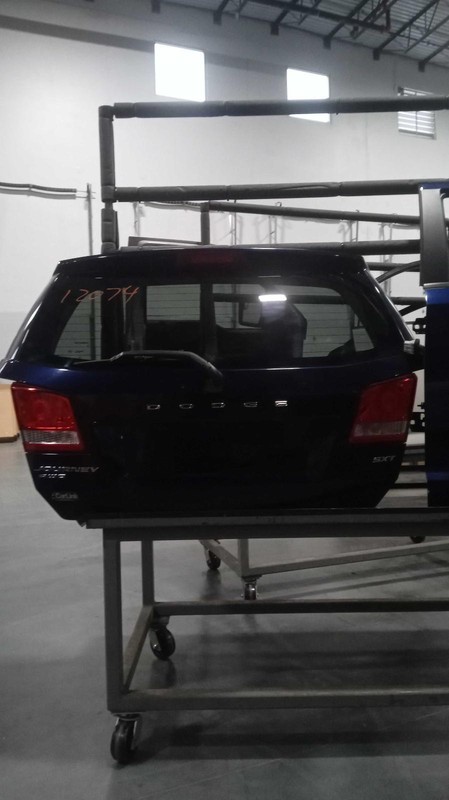 Used Deck Lid fits: 2017 Dodge Journey w/LED lamps keyless entry w/camera privac