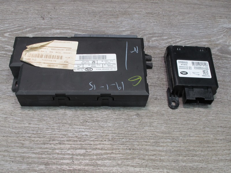 2013-2022 LAND RANGE ROVER L405 FRONT LEFT HEATED SEAT CONTROL MODULE SET OF 2