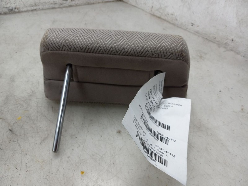 01 TOYOTA HIGHLANDER REAR OUT HEADREST CLOTH GRY-FF14