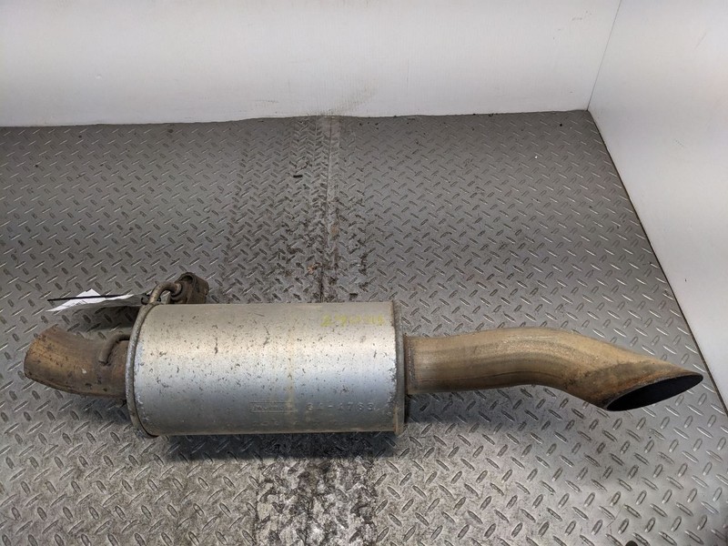 2015 - 2020 CHEVROLET SUBURBAN 5.3L EXHAUST MUFFLER RESONATOR TIP TAIL P 1183577