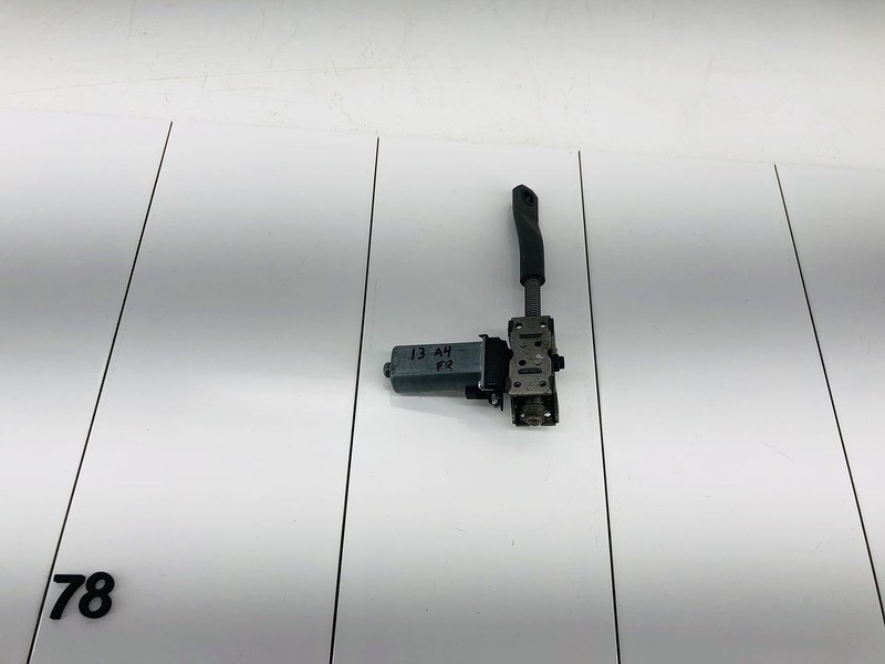 09-16 AUDI A4 QUATTRO FRONT RIGHT SIDE POWER SEAT TILT ADJUST MOTOR OEM