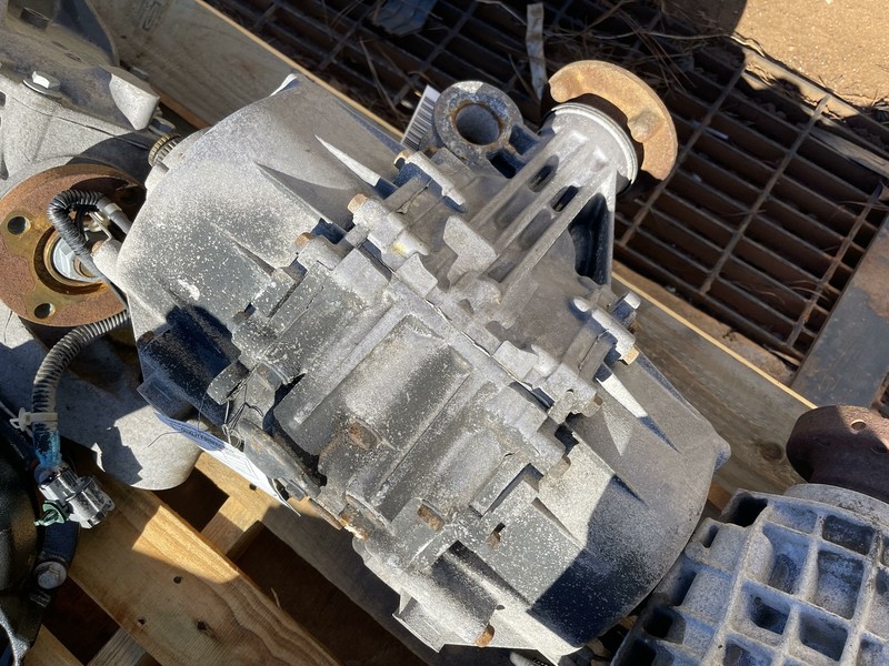 06-14 HONDA RIDGELINE 3.5L REAR CARRIER DIFFERENTIAL CASE 151K MILES