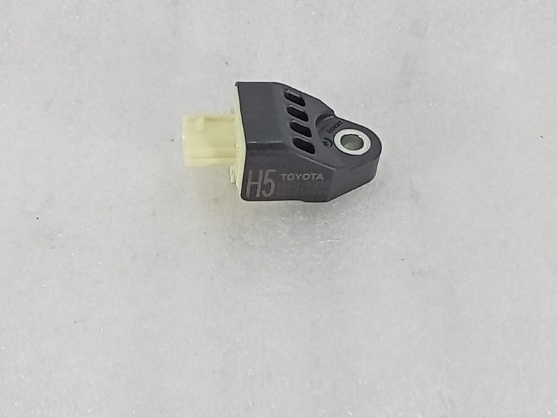 2014-2019 Toyota RAV4 Highlander Front Sensor 898310R080