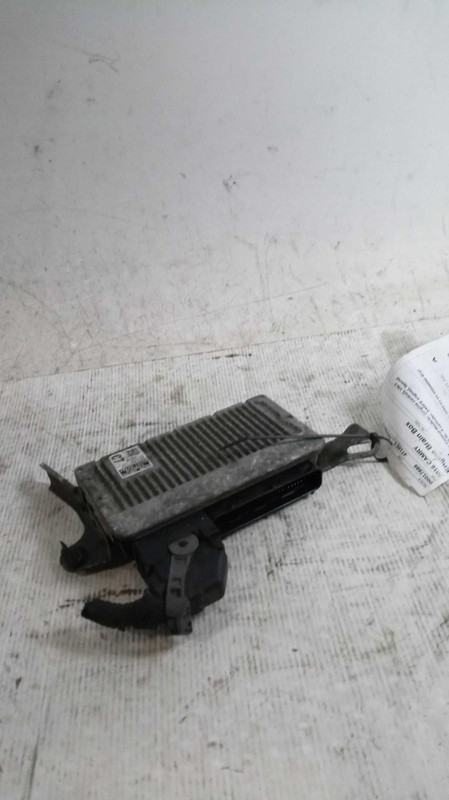 2016 Toyota Camry Engine Control Module ECM 8966106T21 OEM FWD 110K Mi