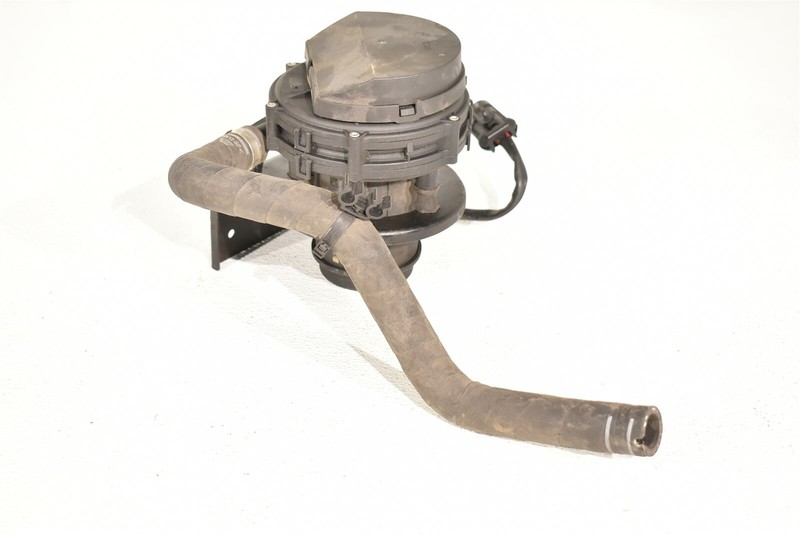 03-08 Maserati Quattroporte Secondary Air Injection Smog Pump 72247204 Aa6689
