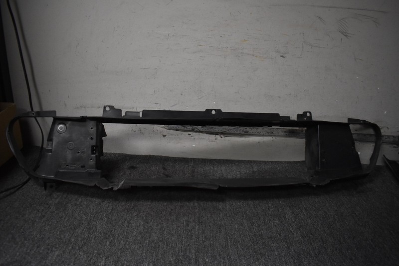2017-2020 LAND ROVER VELAR FRONT LOWER AIR DEFLECTOR FACTORY OEM