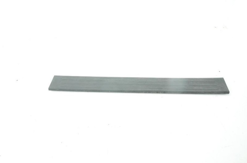 2017-2020 Nissan Titan 5.6L 4x4 Driver Left Front Door Sill Scuff Plate