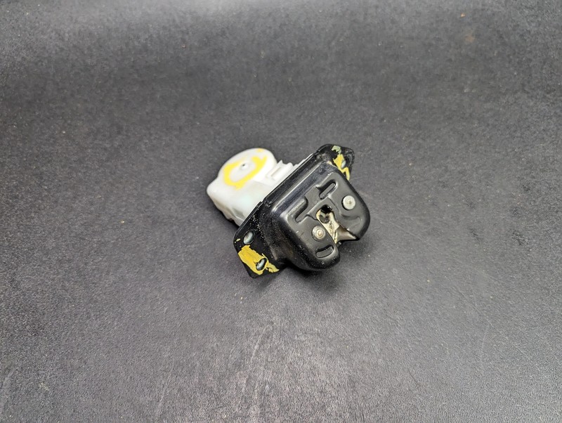 Liftgate Door Lock Latch 2018 Nissan Pathfinder 90502-1AA0A 2016 2017 2019 2020